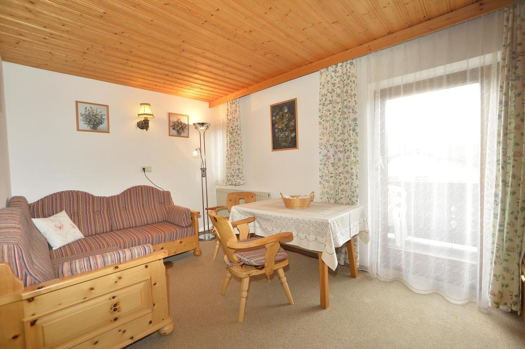 Ferienwohnung Fischerhof Leutasch Δωμάτιο φωτογραφία